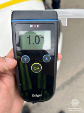 В Ужгороді затримали водійку, яка керувала у стані алкогольного сп’яніння – 02