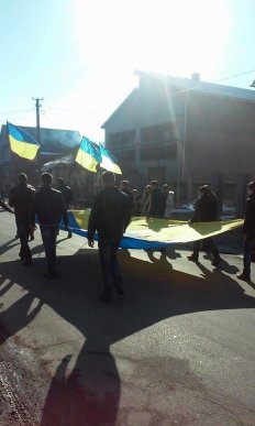 На Іршавщині проводжали в останню дорогу загиблого бійця АТО Юрія Короля (ФОТО) – 02