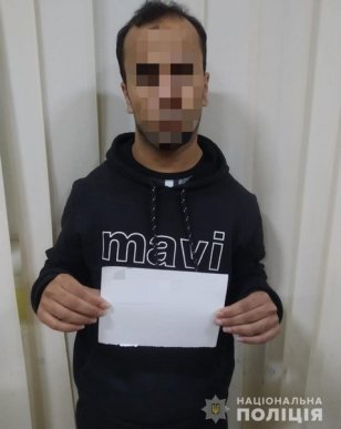 Поліцейські розповіли про затримання у Солотвині – 03