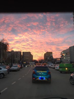 Червоне небо: ужгородці поділились фотографіями чарівної краси вечірнього неба – 05 Червоне небо: ужгородці поділились фотографіями чарівної краси вечірнього неба – 05