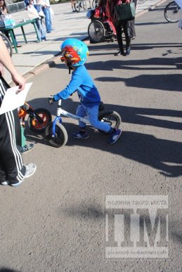 Велолюбителі Мукачева "прокатались" історичними місцями міста (ФОТО) – 10