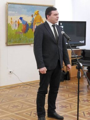 В Ужгороді відкрили виставку полотен Гаврила Глюка – 02