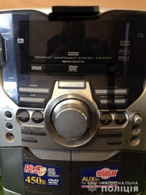 17-річний хлопець обікрав будинки односельців – 03