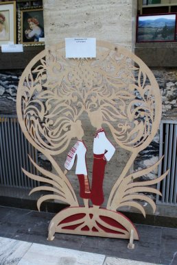 В Ужгороді відкрилась виставка робіт особливих закарпатців – 08