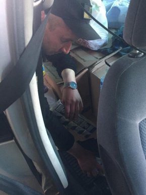 Через 350 пачок сигарет жінка втратила авто – 03 Через 350 пачок сигарет жінка втратила авто – 03