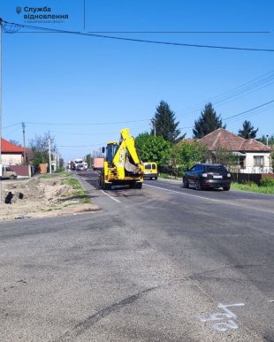 Що відбувається в Ракошині: водіїв попередили про кілометрові затори на трасі Київ-Чоп – 02 Що відбувається в Ракошині: водіїв попередили про кілометрові затори на трасі Київ-Чоп – 02