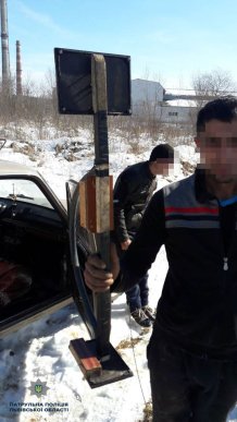 Чотирьох закарпатців затримали у Львові – 02