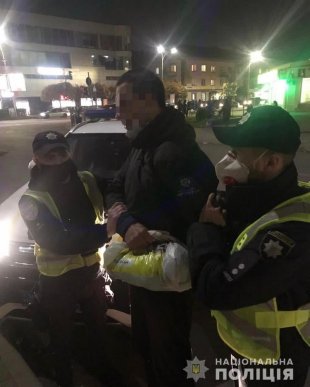 В Ужгороді напали на жінку з Мукачівського району, коли вона виходила з магазину – 01