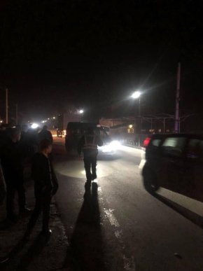 На Виноградівщині маленький хлопчик потрапив під колеса авто – 02 На Виноградівщині маленький хлопчик потрапив під колеса авто – 02