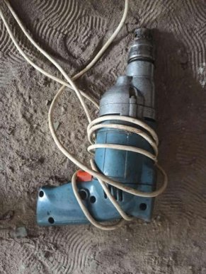 У ромському поселенні на Мукачівщині знайшли чимало крадених речей: опубліковано фото – 19