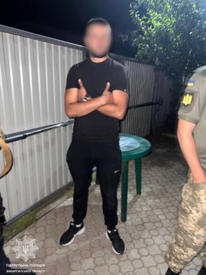 В Ужгороді сталась аварія. Винуватець втік – 03