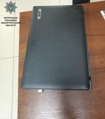 Грабіж в одній із юридичних фірм Ужгорода: подробиці від патрульних – 01