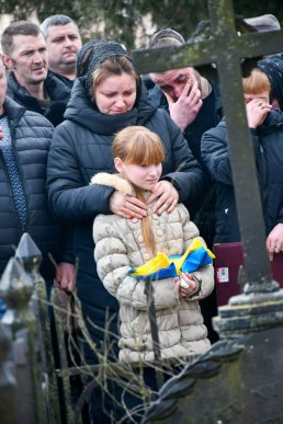 В області поховали військового, який загинув у квітні минулого року – 02