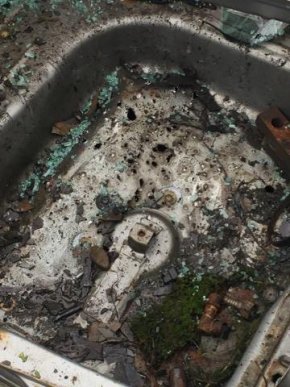 Вночі на Закарпатті депутату підірвали автомобіль, – ЗМІ – 04