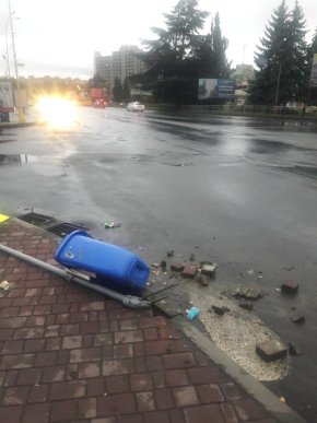 Вранці ужгородців очікував неприємний "сюрприз" – 02