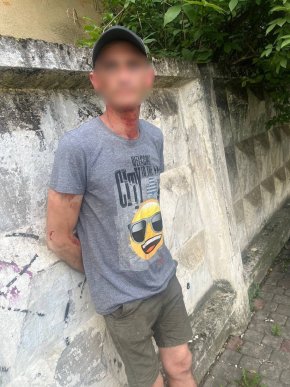 Погрожував пістолетом: на Закарпатті скоїли грабіж – 02 Погрожував пістолетом: на Закарпатті скоїли грабіж – 02