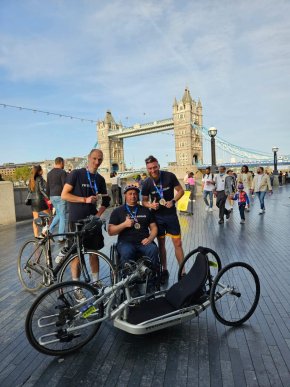 Ветеран із Мукачева взяв участь у велозаїзді в Великій Британії – 02