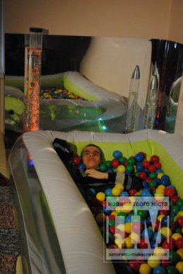 Олександр Ледида відвідав у Мукачеві Обласний центр соціально-психологічної реабілітації дітей та молоді з функціональними обмеженнями (ФОТО) – 12