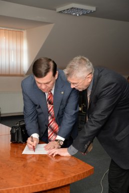 В Ужгороді адвокати зібрались на стратегічну дискусію – 05