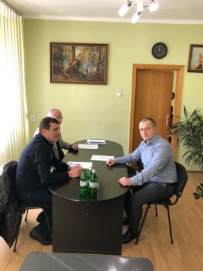 В області відбулася зустріч із представниками органів місцевого самоврядування Тячівського та Рахівського районів – 02