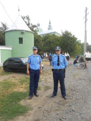 Мукачівські правоохоронці відзвітували про недопущення порушень на фестивалі "Мукачево скликає друзів" (ФОТО) – 01 Мукачівські правоохоронці відзвітували про недопущення порушень на фестивалі "Мукачево скликає друзів" (ФОТО) – 01