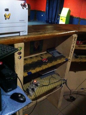 Неподалік залізничного вокзалу Мукачева патрульні поліцейські викрили ігровий зал – 01