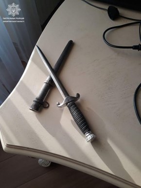 В Ужгороді чоловік із ножем у руках напав на дружину – 03