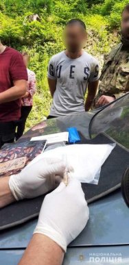 Відомі деталі затримання чоловіка, який втікав від патрульної поліції – 01