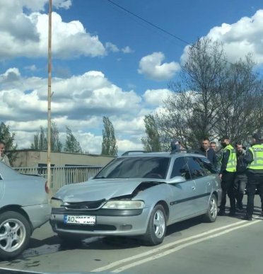 Масштабна аварія у Мукачеві: оприлюднено відео з місця ДТП – 01