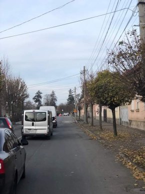 У Мукачеві утворились чималі затори – 03 У Мукачеві утворились чималі затори – 03