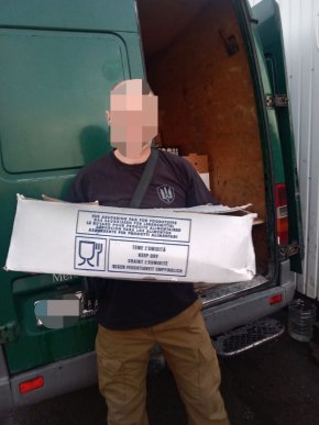 Волонтер з Тернопільщини Олексій Єлхін продав родинні реліквії для допомоги фронту – 03