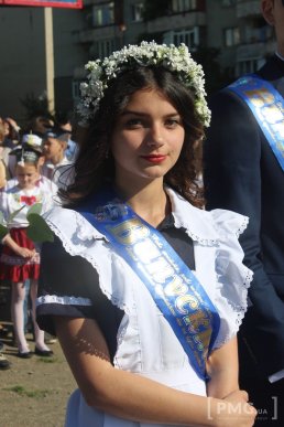 У Мукачівській ЗОШ №11 урочисто відзначили свято останнього дзвоника – 22 У Мукачівській ЗОШ №11 урочисто відзначили свято останнього дзвоника – 22