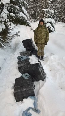 Закарпатець "здав" прикордонникам контрабандистів – 02