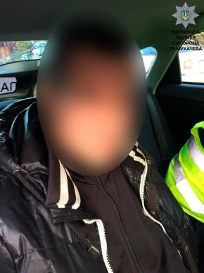 З’явились нові фото з місця викрадення чоловіка в Ужгороді – 02