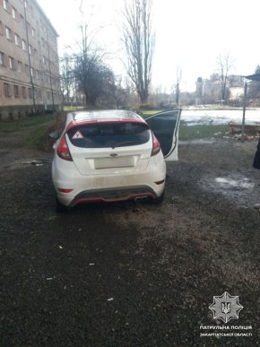 Патрульні розшукують винуватців ДТП, які скоїли в Ужгороді та Мукачеві – 03