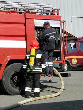 Ужгородські рятувальники ліквідували умовну пожежу на території заводу «Ядзакі Україна» – 02