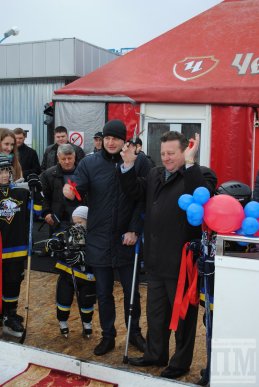 У Мукачеві урочисто відкрили льодову ковзанку (ФОТОРЕПОРТАЖ) – 11