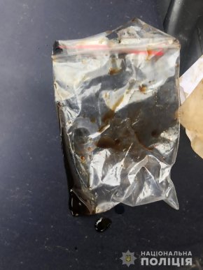 Спецоперація на Мукачівщині: у поліції розповіли, кого затримали на одній із автозаправок – 02