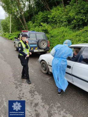 На в’їзді у Закарпаття чергують медики та патрульна поліція – 03