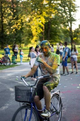 Соцмережі заполонили яскраві фото із вчорашнього Мегазаїзду у Мукачеві – 14