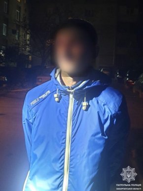 Патрульні розповіли про випадки, які стались в Ужгороді та Мукачеві – 01