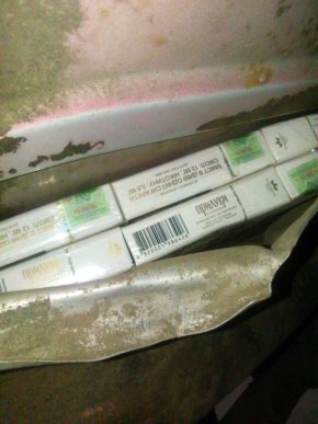 За перевезення контрабандних сигарет закарпатські митники вилучили "Volkswagen" – 03