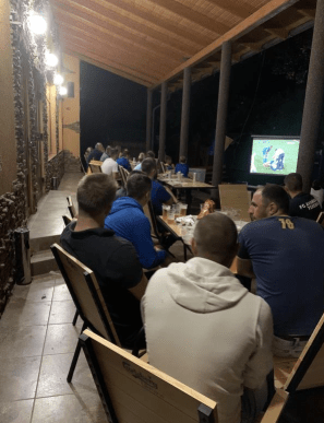 Україна-Швеція 2:1: вболівальники Тячівщини підтримували національну футбольну збірну – 07