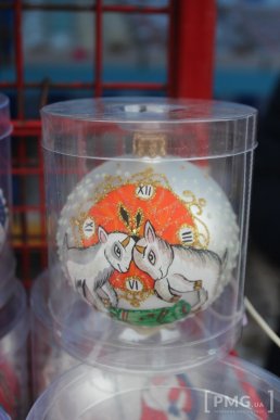 У Мукачеві розпочався новорічний ярмарок – 01