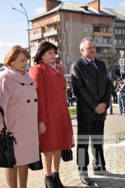 У день 200-річчя від дня народження Тараса Шевченка, мукачівці вшановували його пам’ять (ФОТО) – 19