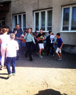 Ольга Фреймут викликала фурор своїм візитом у Хустську гімназію – 04