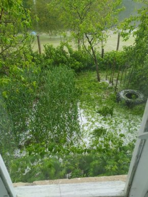 Негода на Закарпатті: село засипало градом – 05