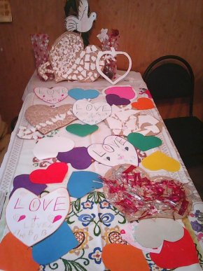 На Тячівщині вчились виготовляти валентинки – 02