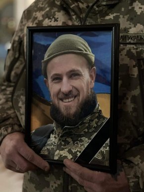 Сьогодні провели в останню путь військовослужбовця 128-ої бригади – 02