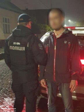 Патрульні розповіли про 2 випадки, які стались вночі в Ужгороді – 01
